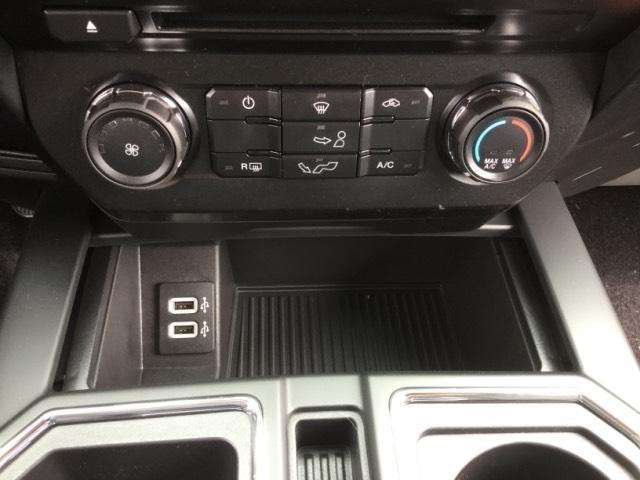 2017 Ford F-150 XL 4WD SuperCrew 5.5&#39; Box